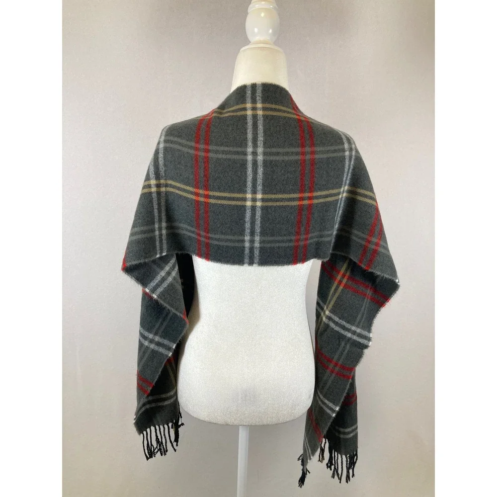 Classic Dark Academia Unbranded Womens OS Grey‎ Red Plaid Fringed Winter Scarf